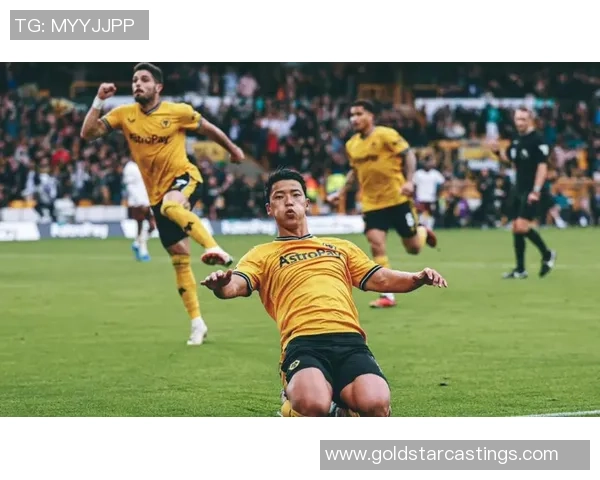 足球明星头部遭踢击事件曝光引发热议赛场暴力行为再度成为焦点