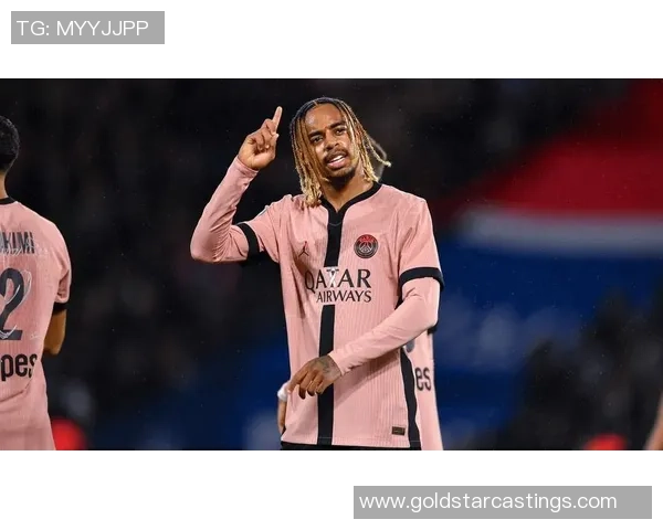 最年轻足球豪门新星崛起 球场未来之王的崭新篇章 最年轻足球豪门新星崛起 球场未来之王的崭新篇章