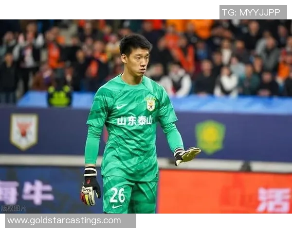 中国最帅足球球星是谁 他凭借外貌与实力征服球迷的心